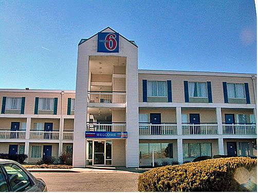 Motel 6 - Rockford