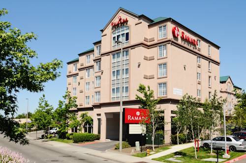 Ramada Inn & Suites Sea-Tac