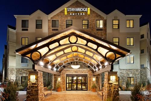 Staybridge Suites Dearborn